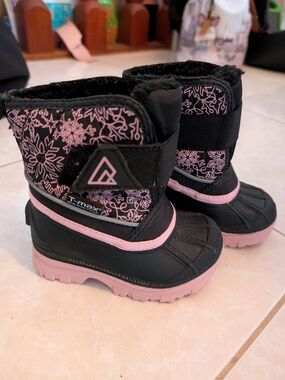 Ripzone Tmax Kids Winter Snow Boots Size 6